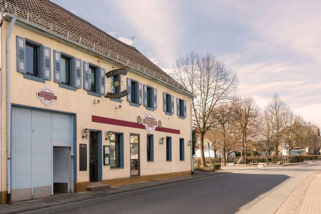Pension Goldene Mitte Groß-Zimmern Buitenkant foto